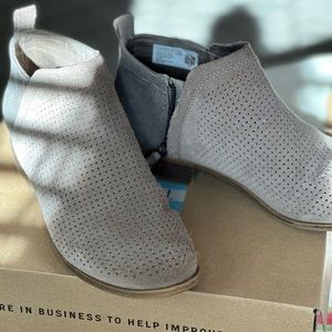 Toms ankle boots
